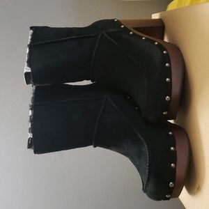 UGG Kouri Black Boot size 7